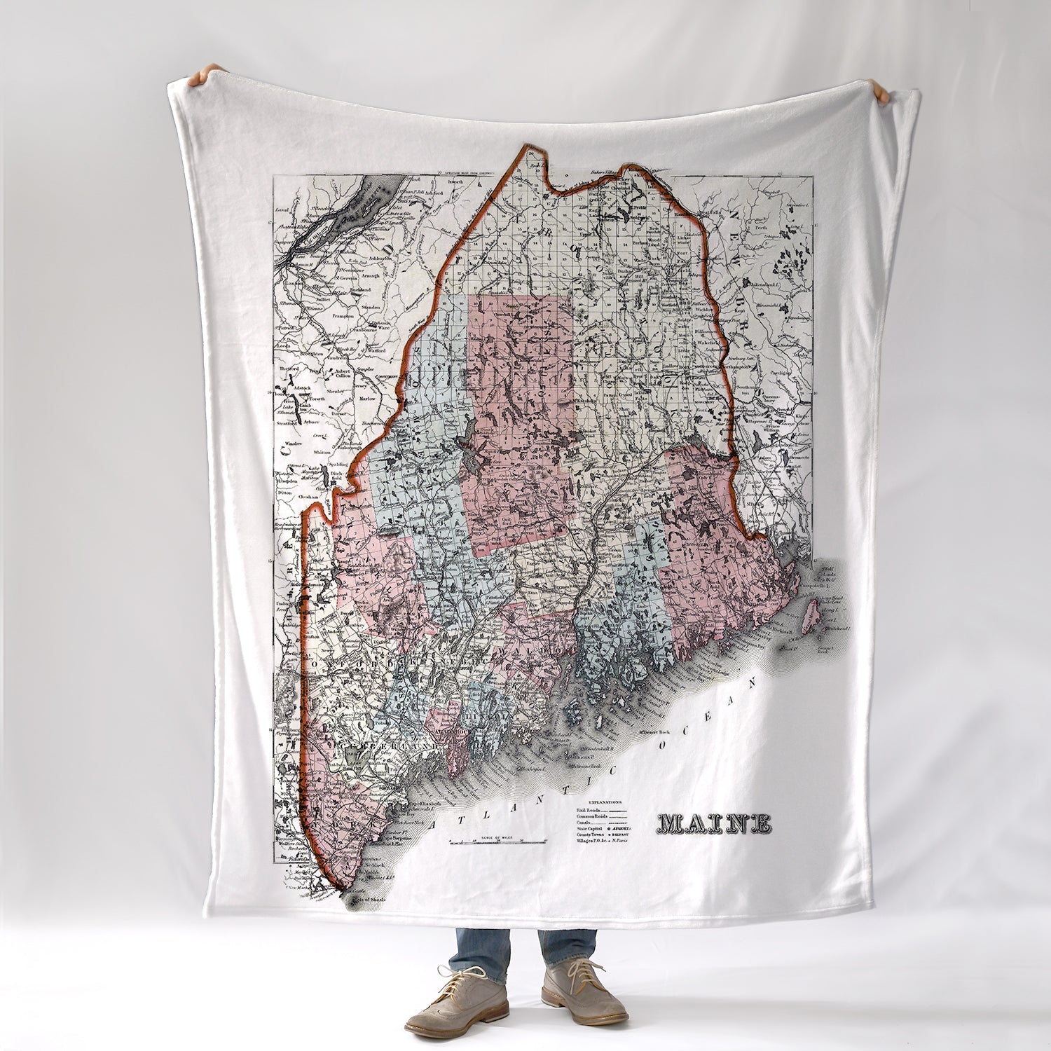 State of Maine,Vintage Map Blanket