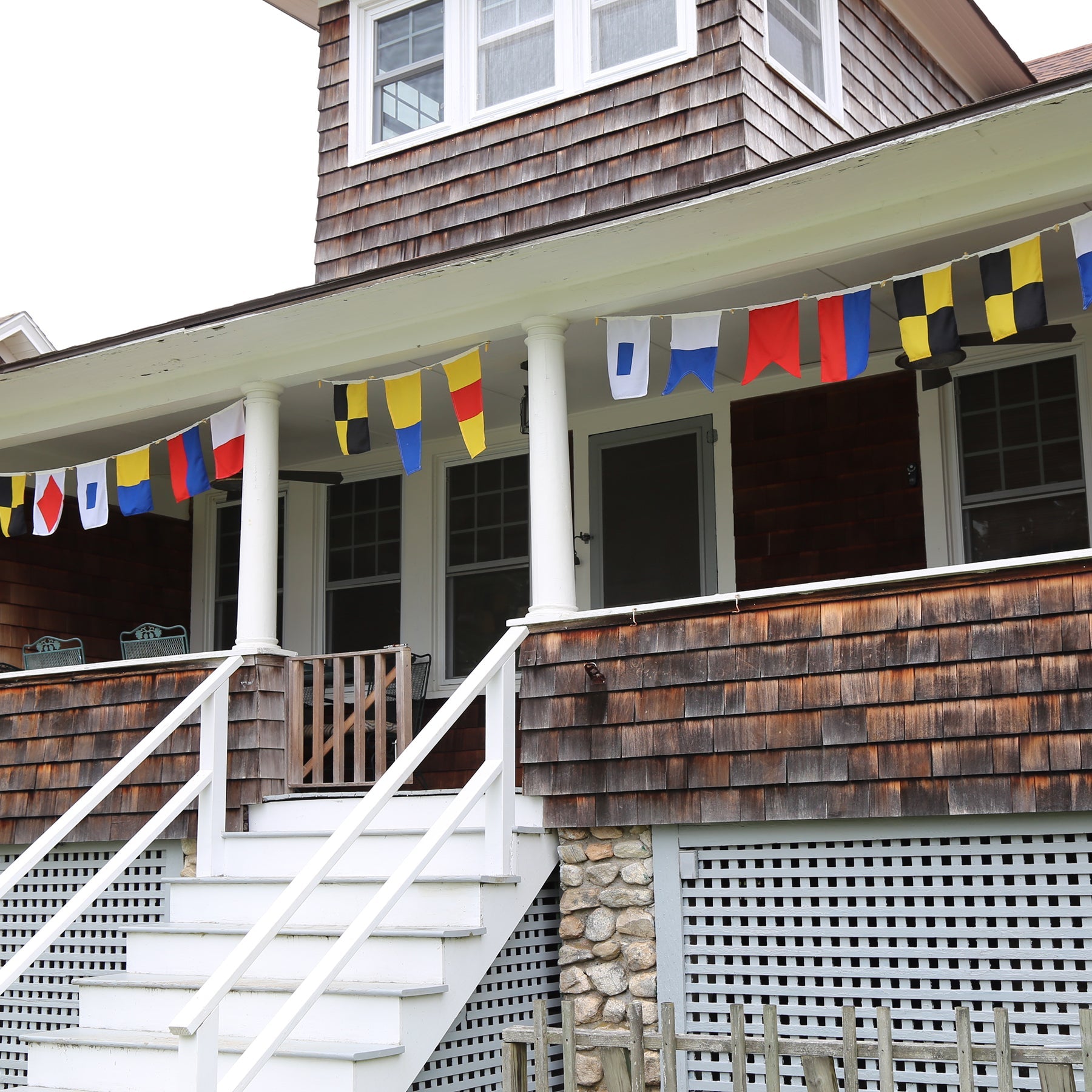 &quot;L&quot; Nautical Signal Flag