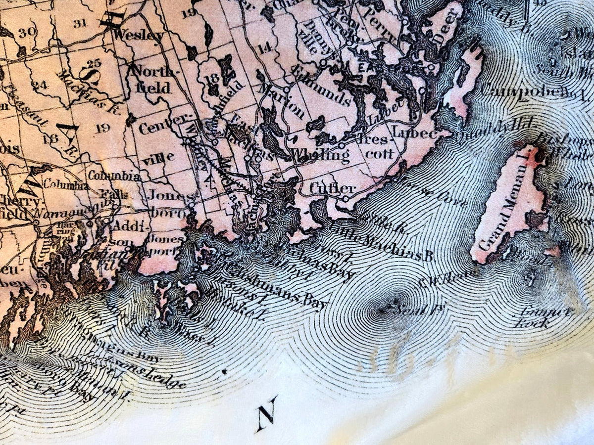 State of Maine,Vintage Map Blanket - Maritime Tribes USABlanket
